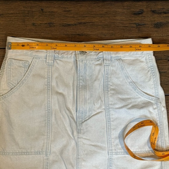 Levis high waisted Denim Skirt size 28 - Picture 3 of 8